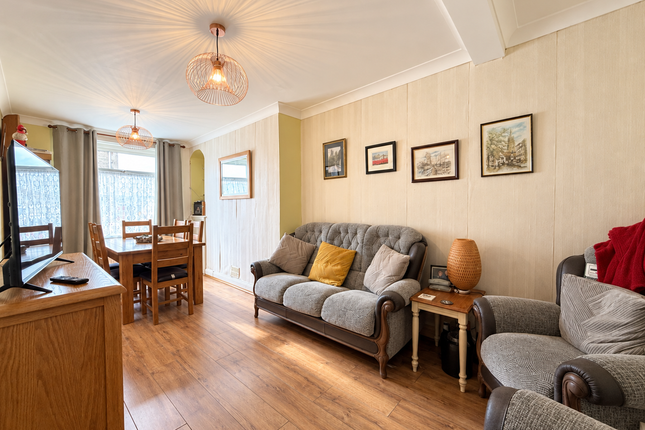 36 Brecon Road, Aberdare photo 5