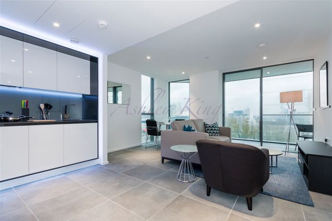 Thumbnail Flat for sale in Dollar Bay Place, London