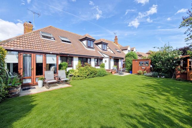 15, Noredale, Southend-On-Sea photo 2