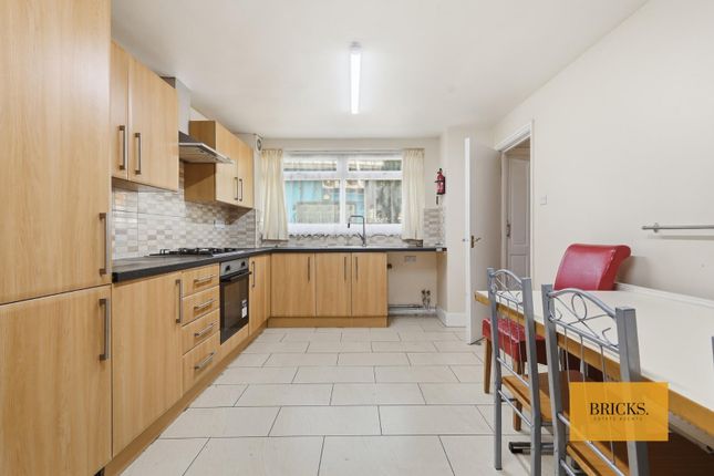 11, Forty Acre Lane, London photo 4