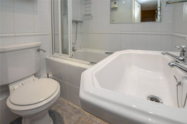 35, The Royal, Salford photo 5