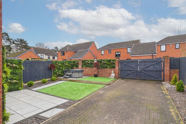 3 Alan Peacock Way, Middlesbrough photo 4