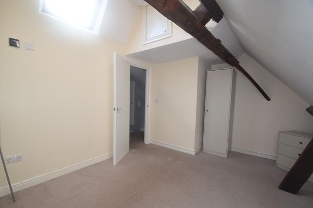 Flat 5, 89, High Street, Newport photo 5