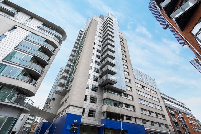 Flat to rent in Empire Square, London