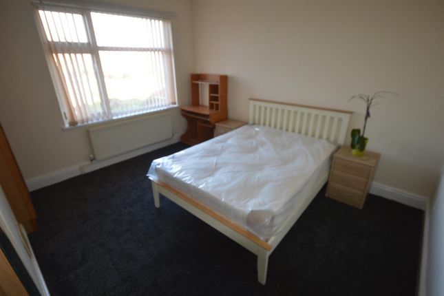 Thumbnail Room to rent in Osmaston Park Road, Allenton, Derby