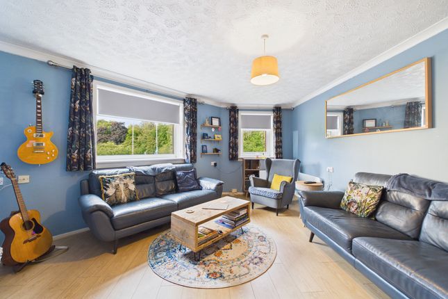 52 Academy Street, Coatbridge photo 2