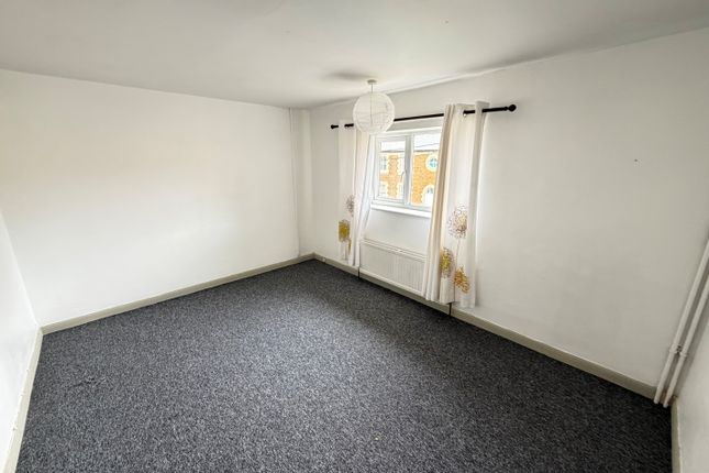 76, Priory Road, Downham Market photo 4