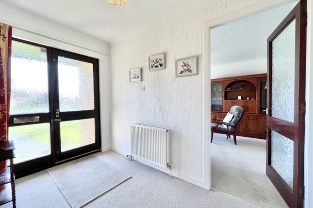 Detached bungalow for sale in Castle Wynd, Bothwell, Glasgow
