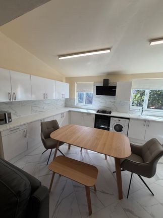 Harlaxton Drive, Nottingham photo 4