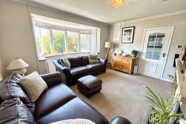 Riverwood, Bridgend photo 4