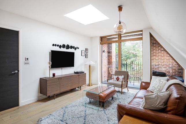 8 Banbridge Point, 6, Croham Valley Road, South Croydon photo 3