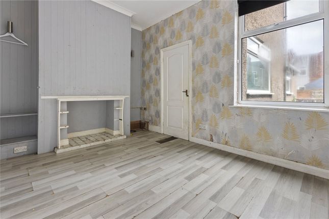 15, Tiverton Street, N E Lincs photo 3