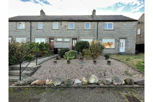 Thumbnail Terraced house for sale in Tollohill Drive, Aberdeen