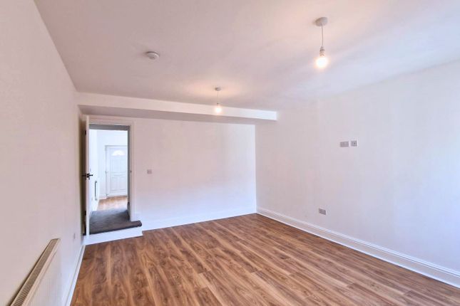 10 Gladstone Street, Heanor photo 3