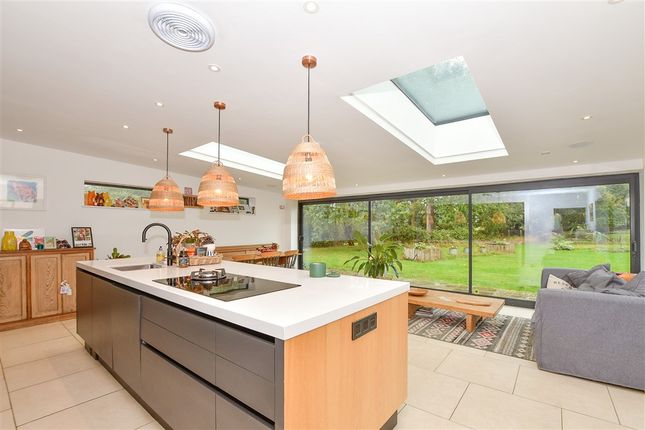 Staplehurst Road Cranbrook, Tonbridge photo 3
