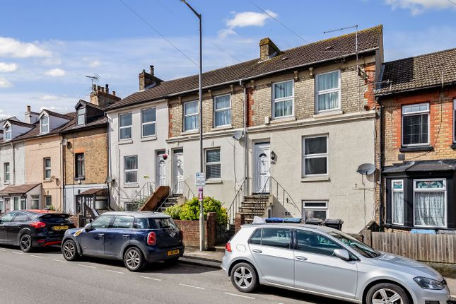 Maisonette for sale in Coombe Valley Road, Dover