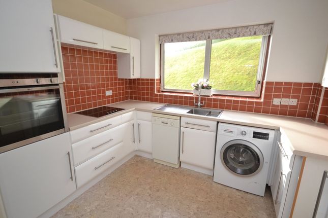 Flat 8, Redcliff Court,, Cliff Road, Devon photo 2