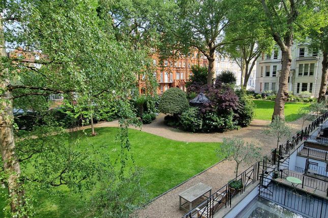 Flat 3, 19, Gledhow Gardens, London photo 3