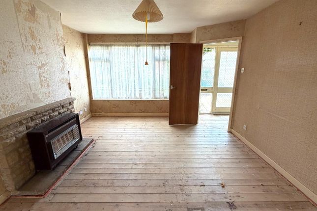 8, St. Dunstans Close, Glastonbury photo 3
