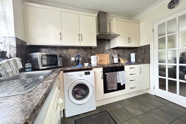 6, Spicer Way, Somerset photo 4