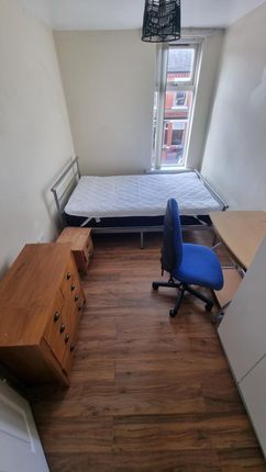 Terraced house to rent in Crofton Street, Rusholme, Manchester