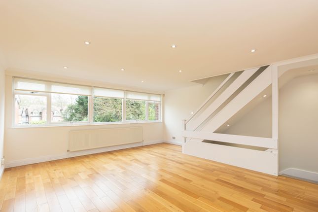 5, Old Rectory Close, Harpenden photo 2