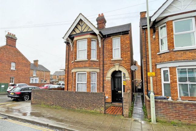 Thumbnail Detached house for sale in Castle Road, Bedford, Bedfordshire