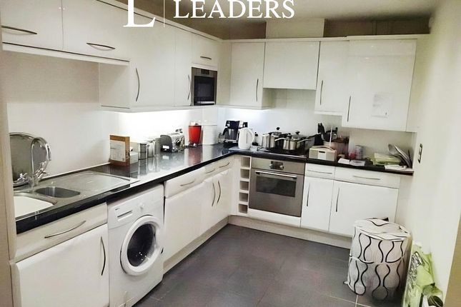 17, Henry Laver Court, Henry Laver Court photo 4