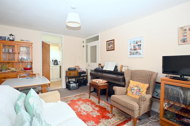 Flat 39, Kildare Court, Barcombe Close, Eastbourne photo 4