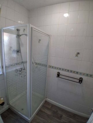 25 Brenda Road, 25 Brenda Road, Hartlepool, TS25 1QE, Hartlepool photo 4