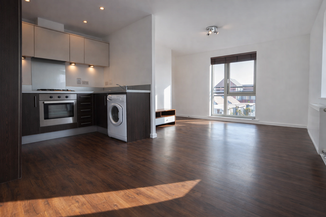 14, Canopy Lane, Harlow photo 3
