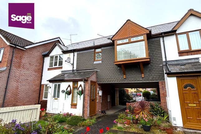 1-bed flat on 83, Gifford Close, Cwmbran, £160,000