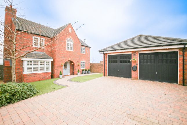 Detached house for sale in Convent Close, Roby Mill, Skelmersdale, Lancashire