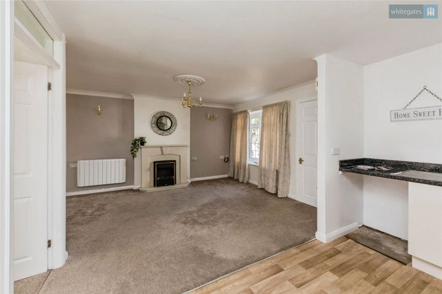 5, Yew Tree Drive, Cheshire photo 3