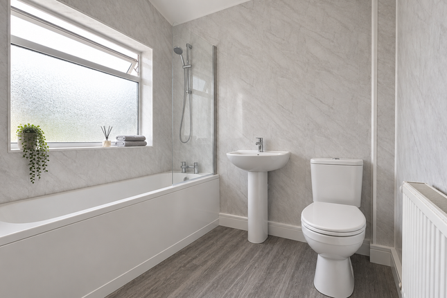 17 Miriam Road, London photo 3