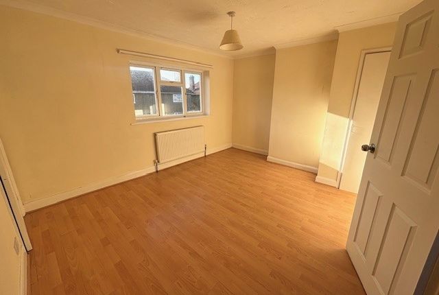 21, Retreat Estate, DOWNHAM MARKET photo 5