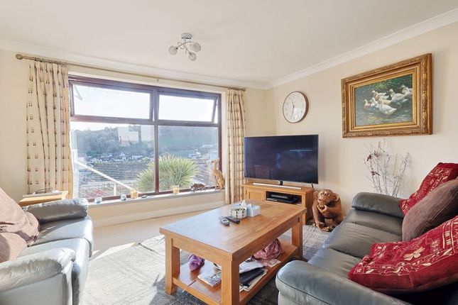 22, Hartland Tor Close, Brixham photo 4