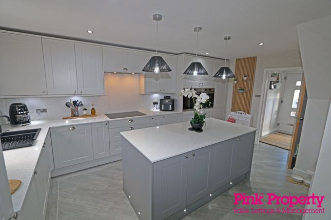 29 Colleridge Grove, Beverley photo 4