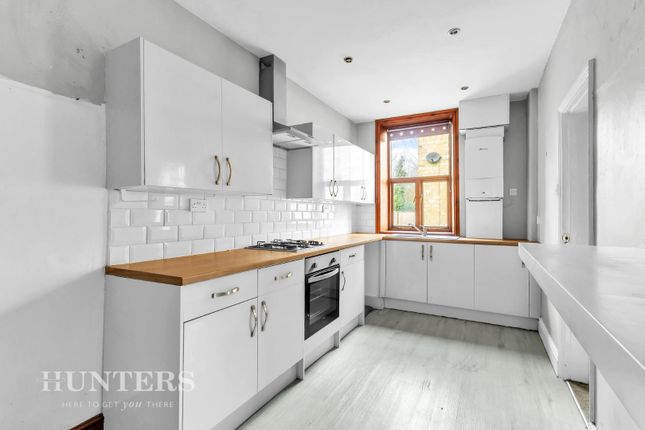 39, Hare Hill Road, Lancashire photo 2