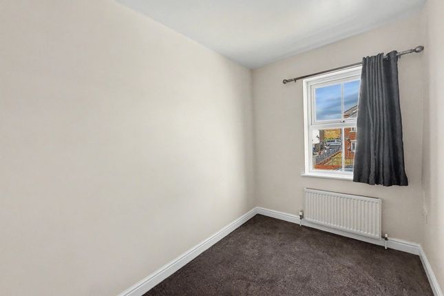5, Summer Road, Lowestoft photo 5