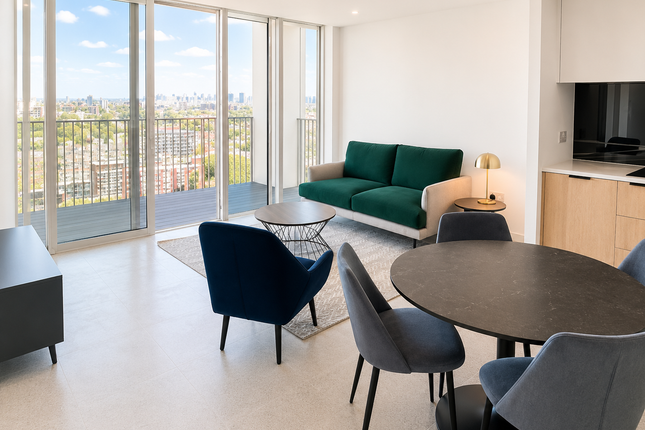 Apartment 1603, Bouchon Point, London photo 2