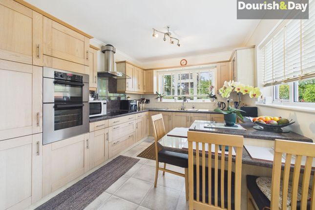 5 Newport Road, Stafford photo 3