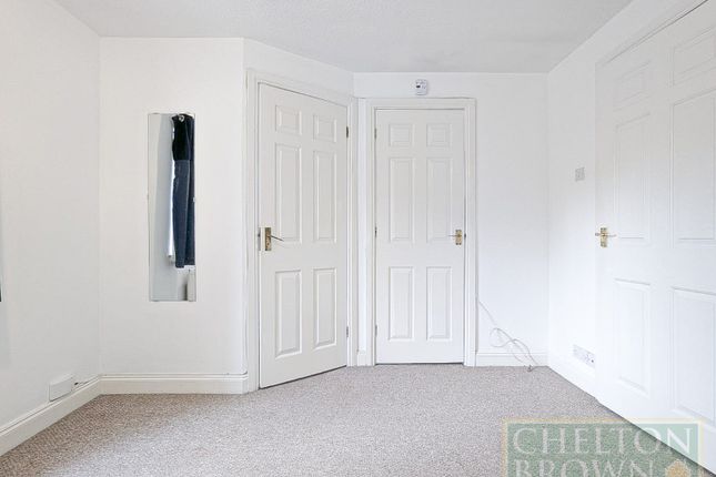3, Stanford Way, Northampton photo 4