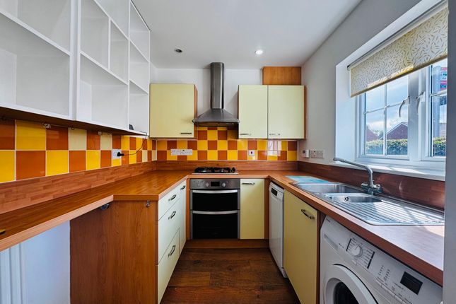 151 Lower Road, Faversham photo 3