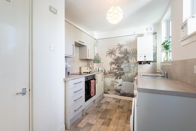 2, Stanmore Place, Leven photo 4