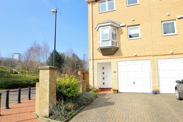 Thumbnail Property to rent in Chandlers Way, Penarth Marina, Penarth