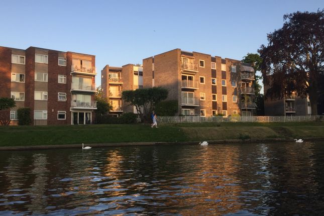 Flat for sale in Riverside Road, Staines Upon Thames