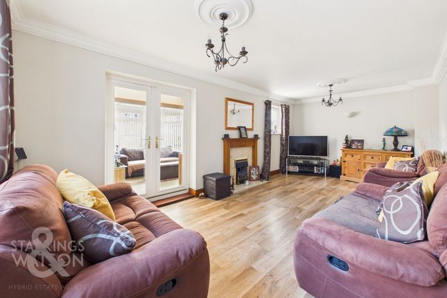 2 Blackthorn Way, Norwich photo 2