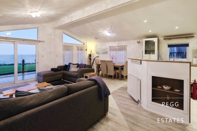 2-bed caravan on Loxleys Devon Lodge, Brixham, Brixham, £180,000