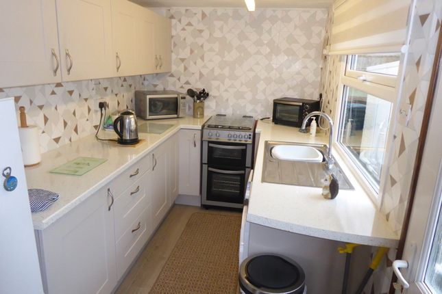 4, Pool View Caravan Park, Buildwas, Telford photo 2